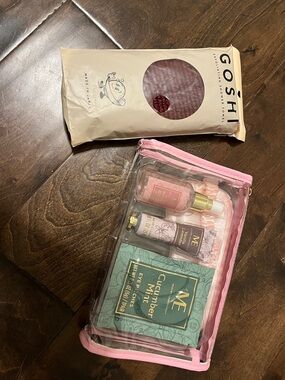 BRAND NEW - Spa Set - Deep Red exfoliating shower towel and pampering kit.